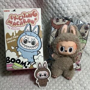 Pop Mart The Monsters Labubu Exciting Macaron TOFFEE Vinyl Face Pendant FREEBIE
